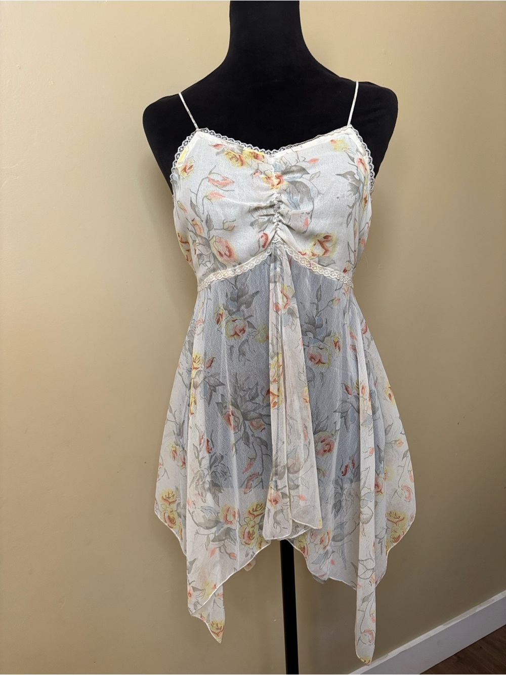Vintage Y2K Passport cream and yellow floral handkerchief hem camisole top